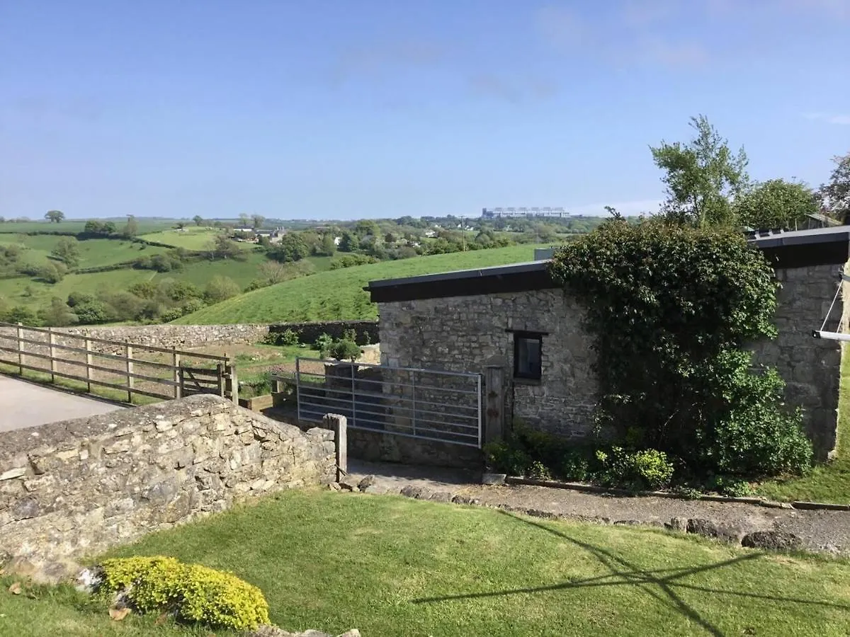 Vale Of Glamorgan - Cottage - Sleeps 4 - Parking Barry