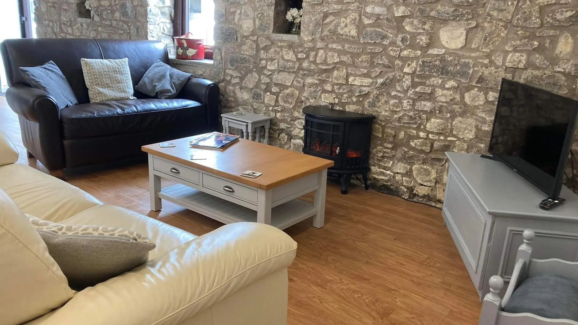 Holiday home Vale Of Glamorgan - Cottage - Sleeps 4 - Parking