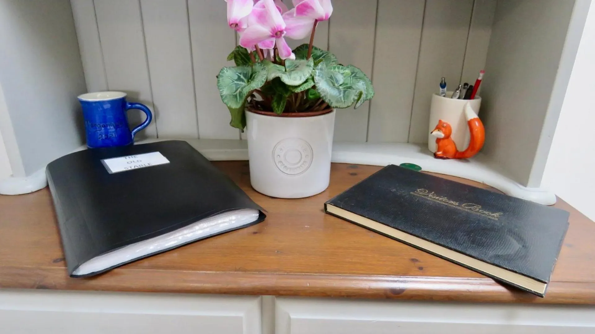 Vale Of Glamorgan - Cottage - Sleeps 4 - Parking United Kingdom